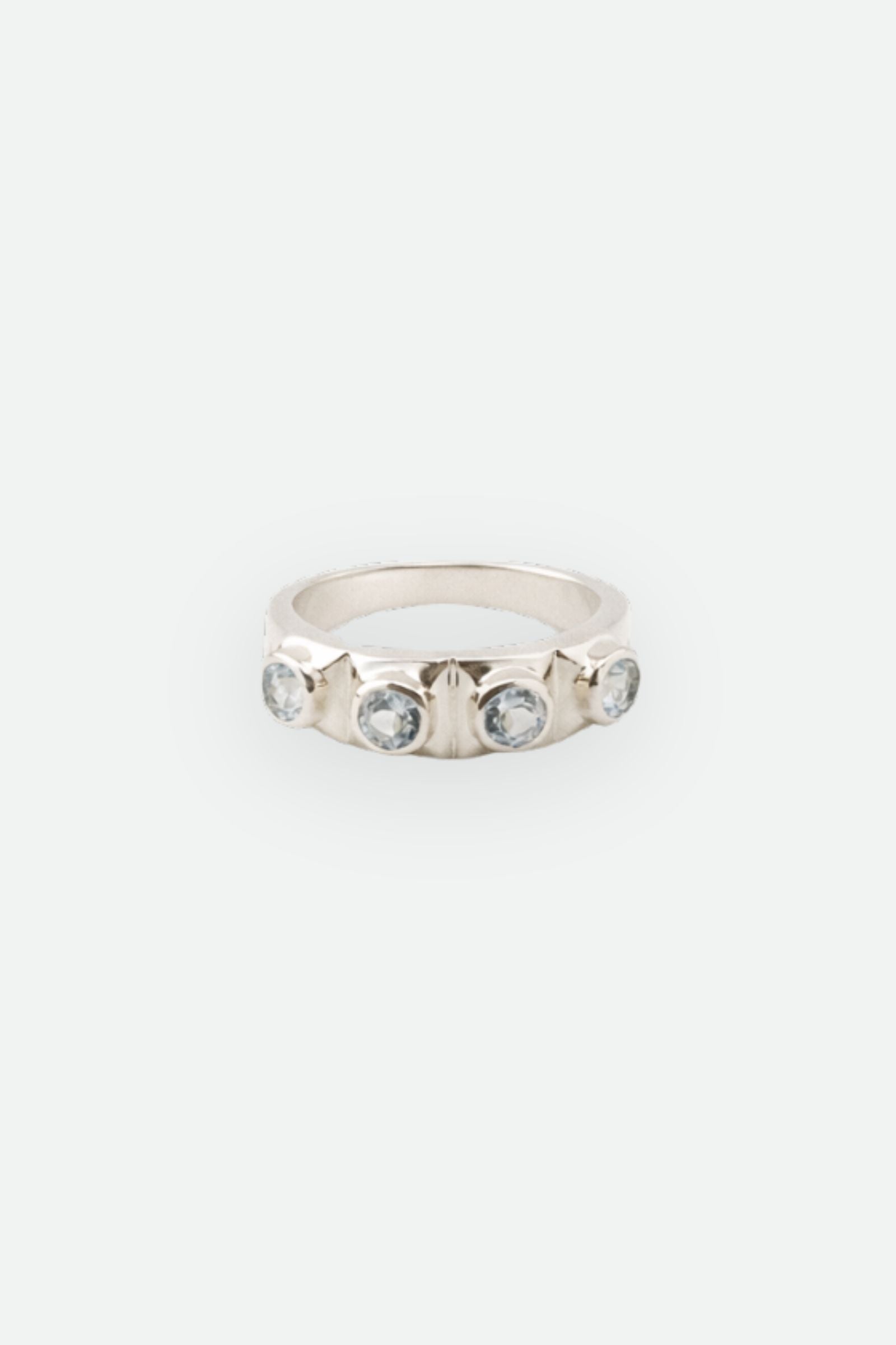 Pierścionek no.3 Blue Topaz Row