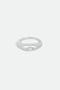 Ring no.7 Oval Crystal Quartz