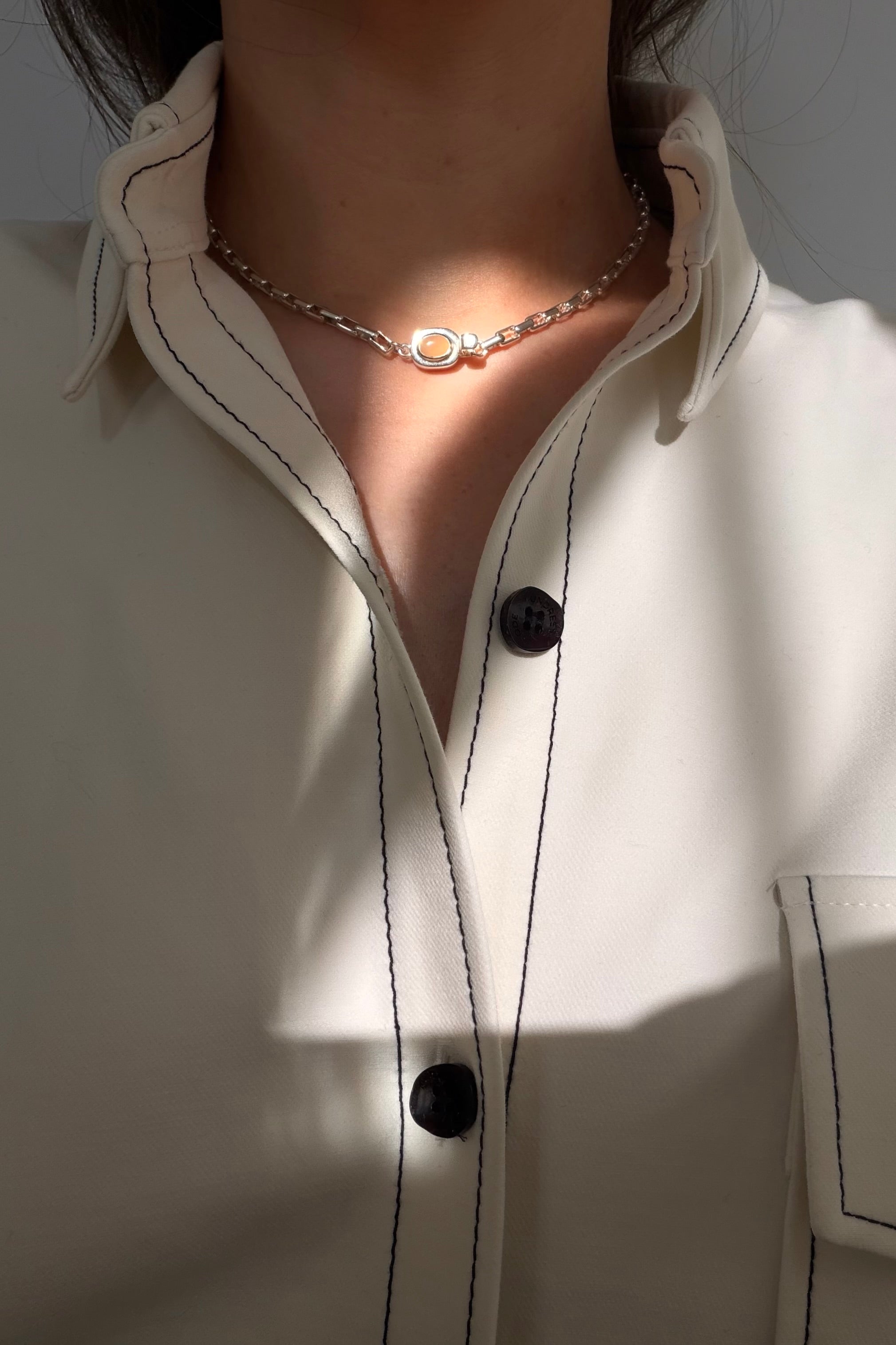 Choker no.2 Boxy peachy-clasp