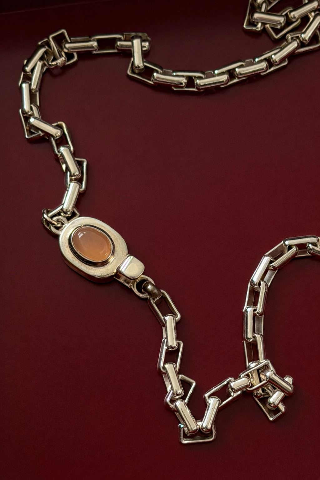 Choker no.2 Boxy peachy-clasp
