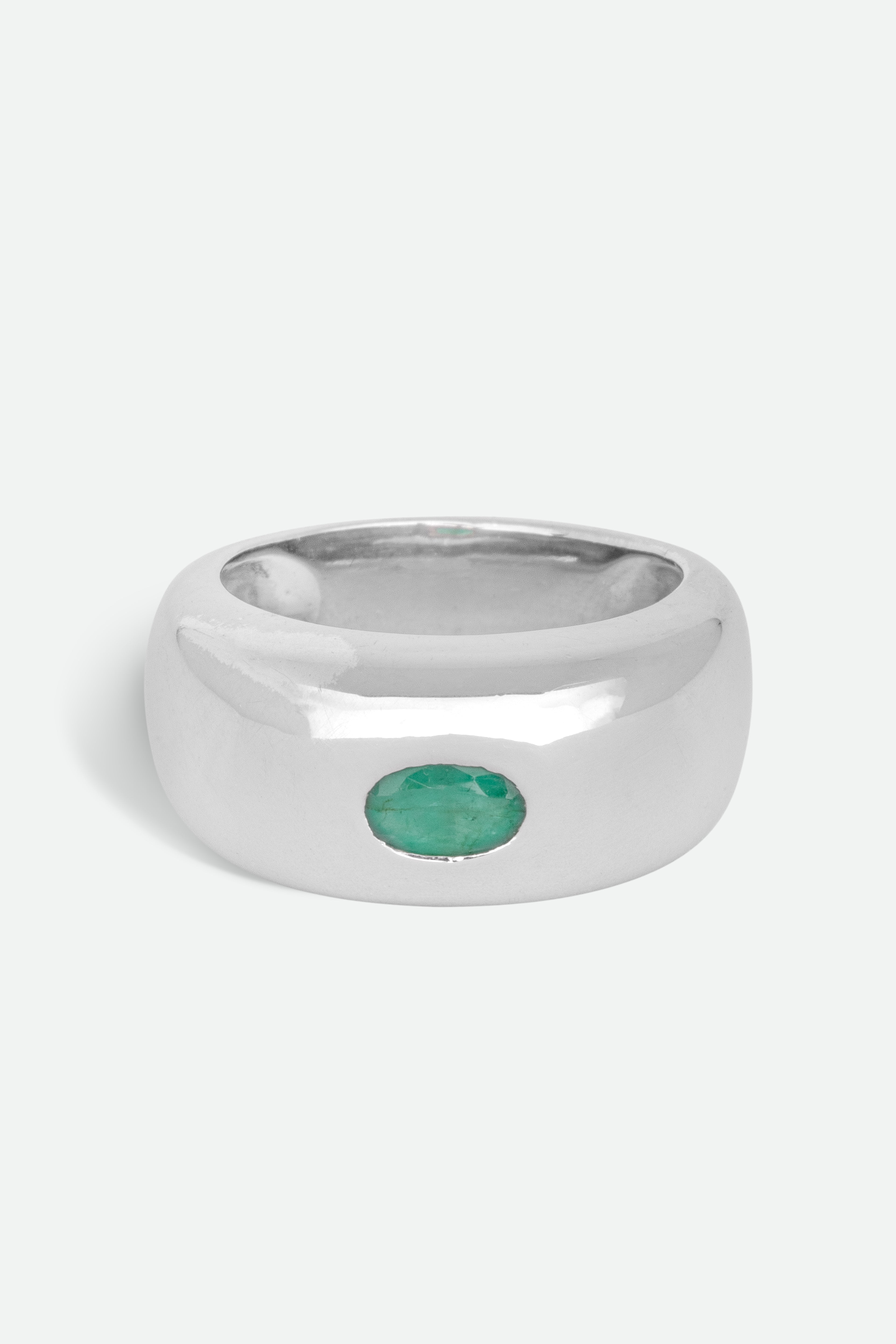 Ring no.9 Emerald Bubble Signet