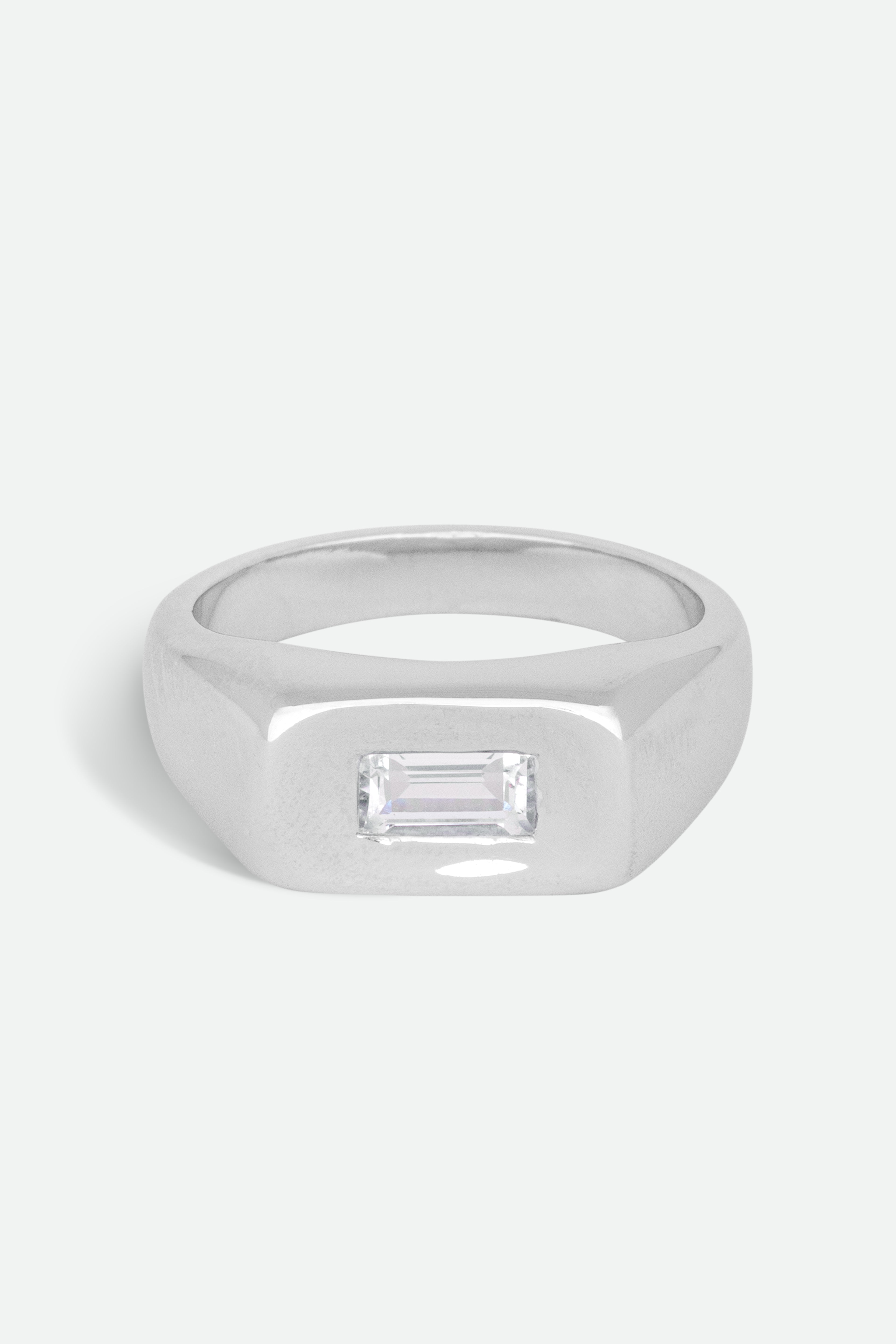 Ring no.10 Rectangle Crystal Quartz